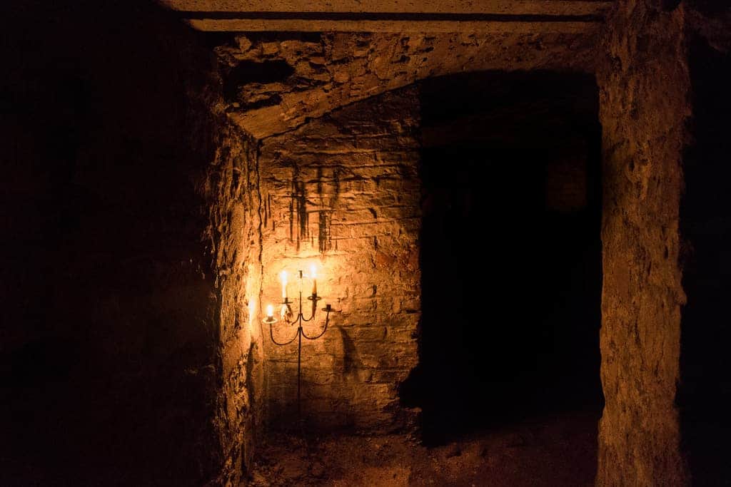 dunrobin castle haunted room
