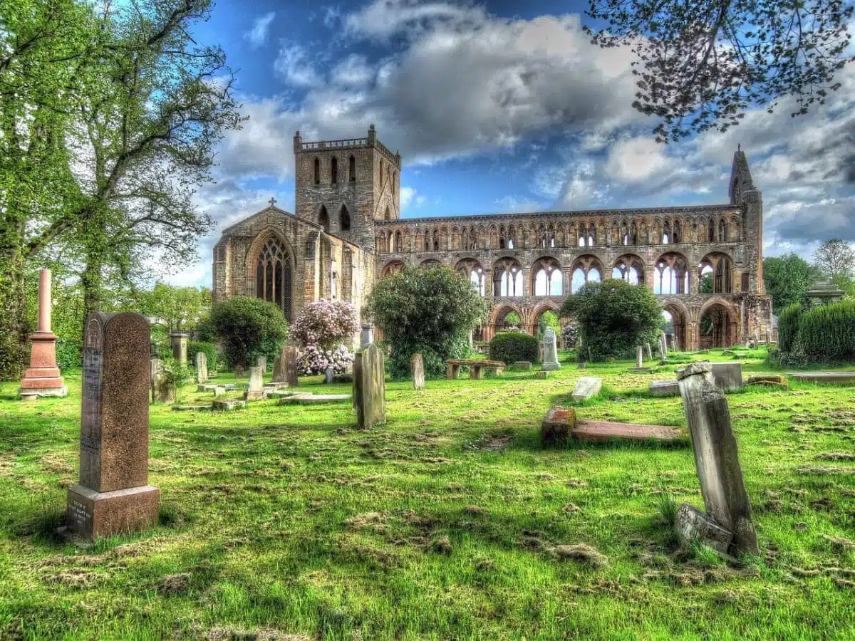 jedburgh abbey