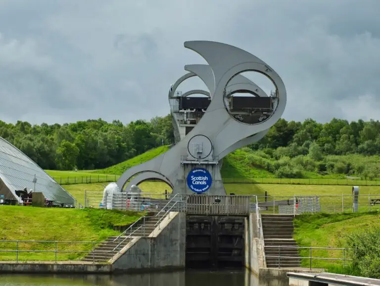 The Falkirk Wheel Visitor Guide 