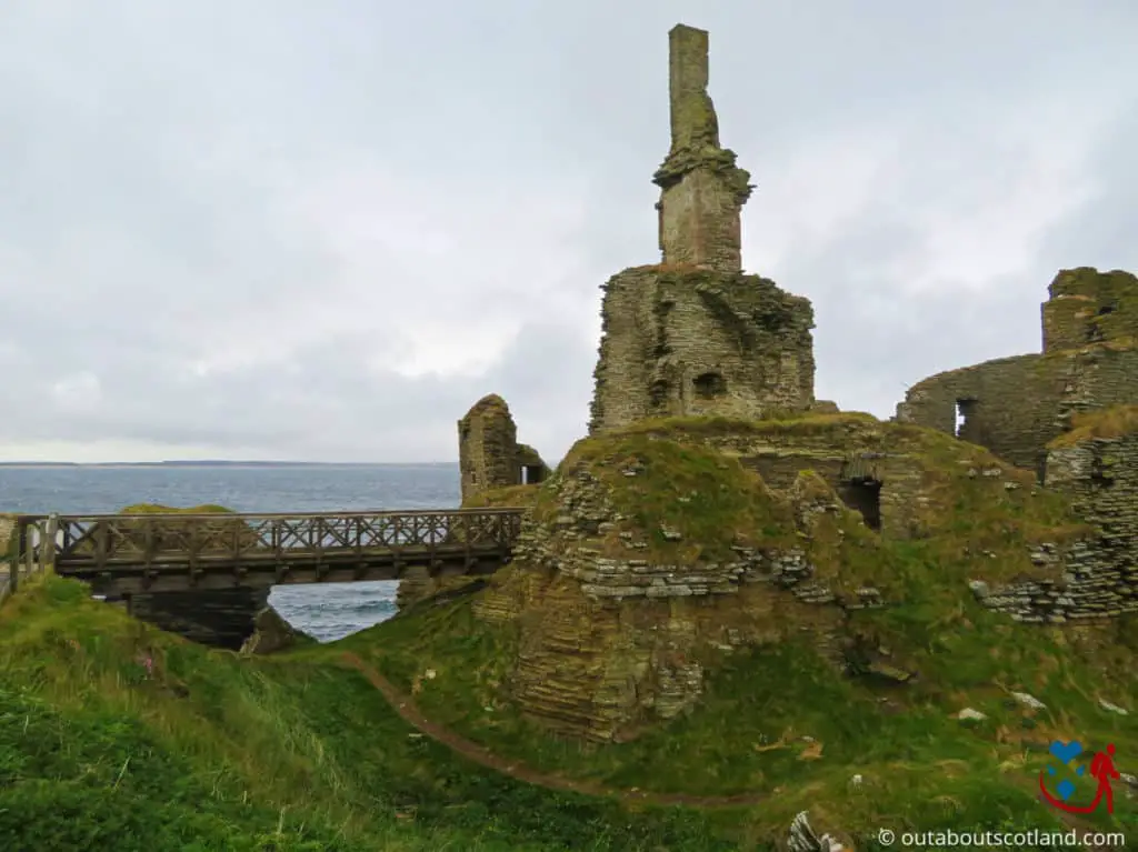 The Complete Guide To Visiting Castle Sinclair Girnigoe In Caithness